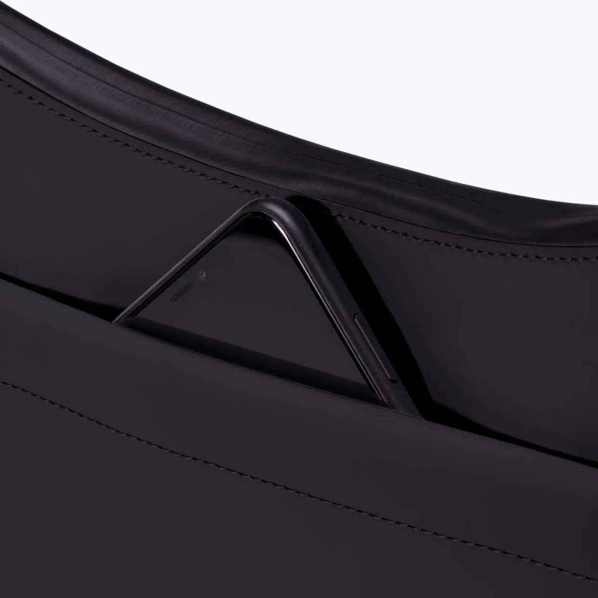 Lotus Infinity Series | Umhängetaschen | Ucon Acrobatics Alva Medium Bag Black