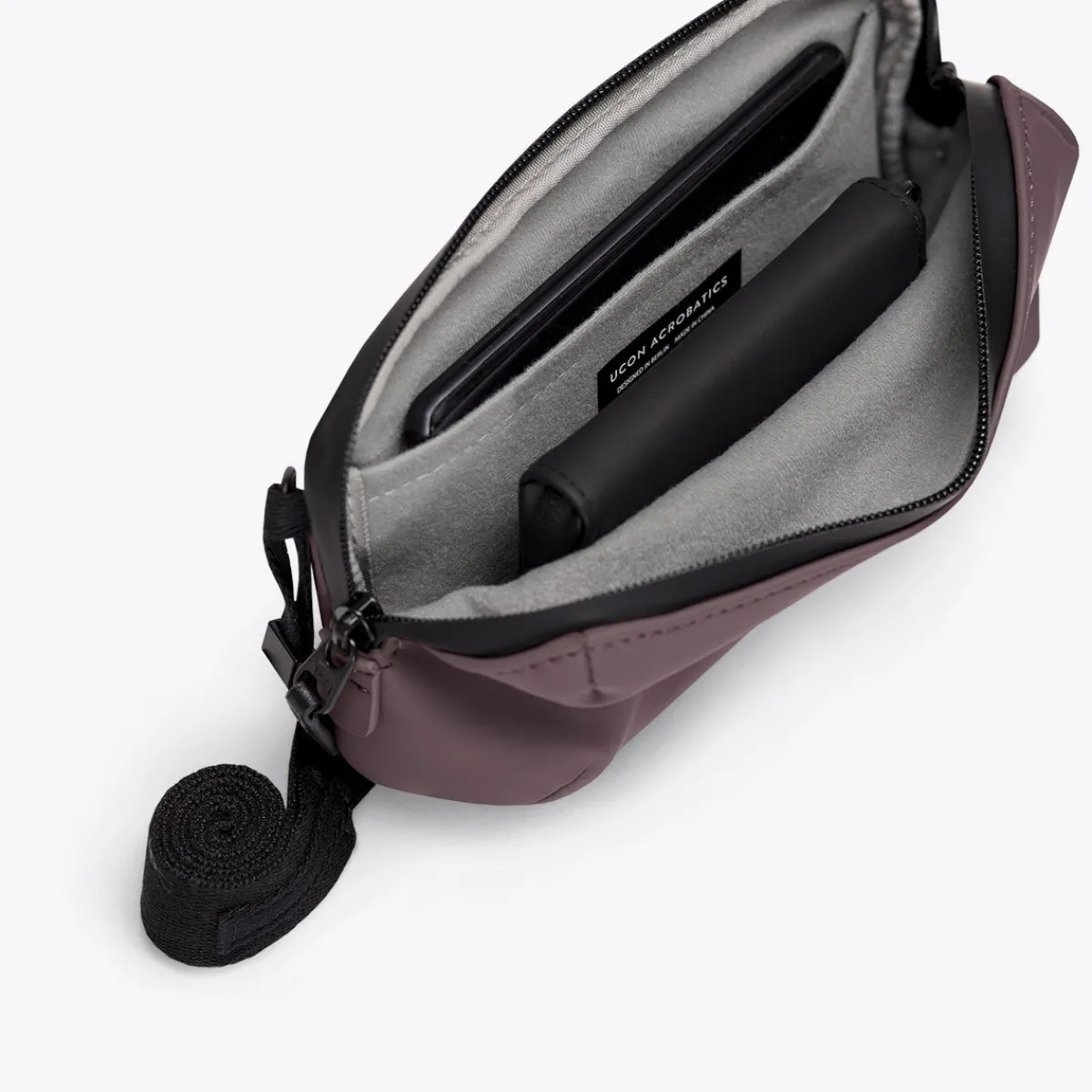 Lotus Series | Crossbody-taschen | Ucon Acrobatics Ando Medium Bag Grape