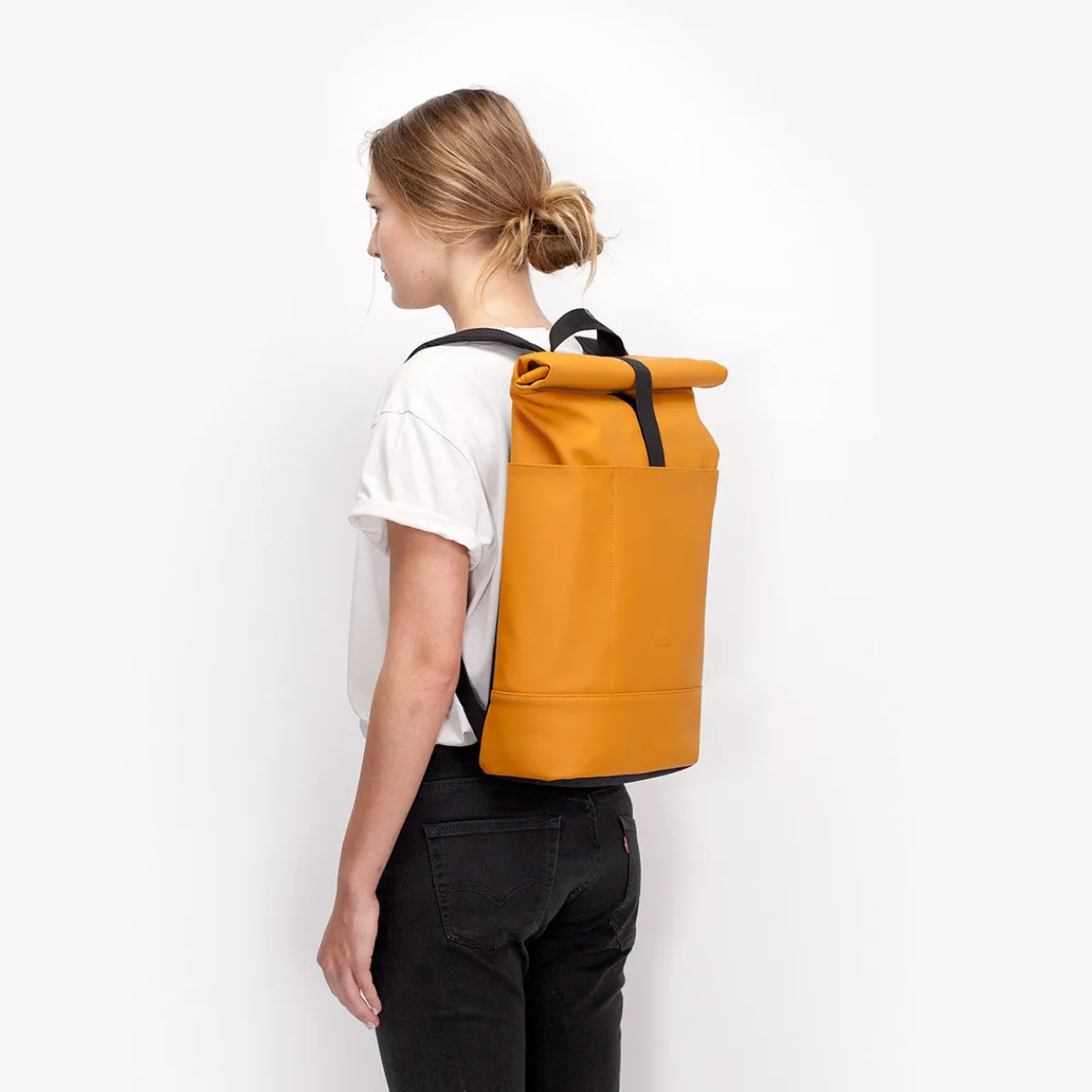 Lotus Series | Hajo Medium | Ucon Acrobatics Hajo Medium Backpack HoneyMustard