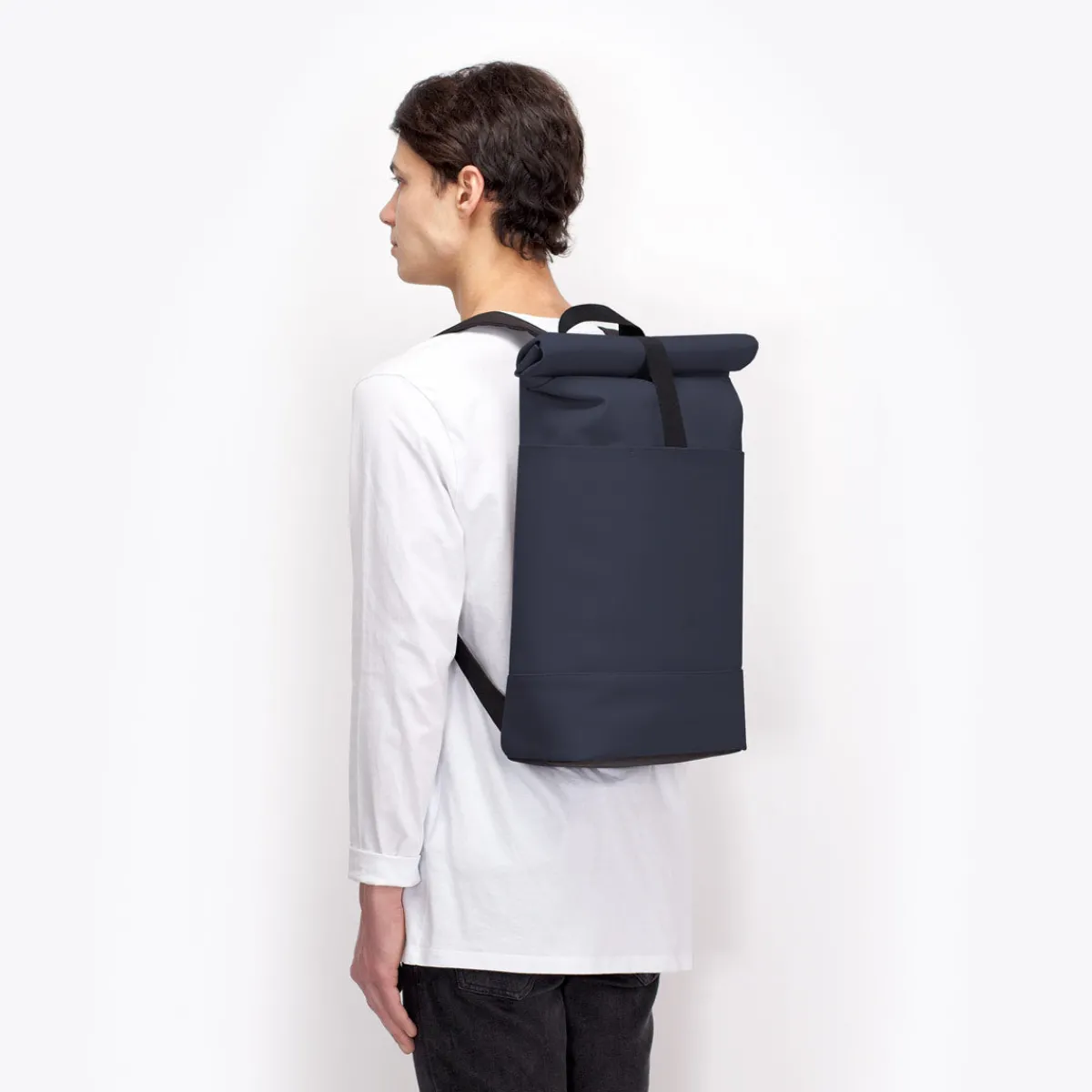 Lotus Infinity Series | Hajo Medium | Ucon Acrobatics Hajo Medium Backpack DarkNavy