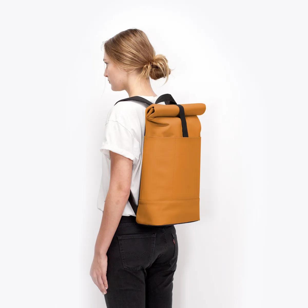 Lotus Infinity Series | Hajo Medium | Ucon Acrobatics Hajo Medium Backpack HoneyMustard