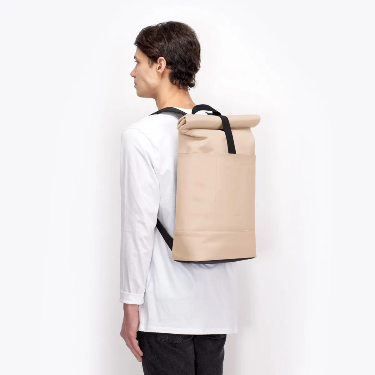 Lotus Series | Hajo Medium | Ucon Acrobatics Hajo Medium Backpack LightAlmond