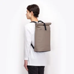 Lotus Infinity Series | Hajo Medium | Ucon Acrobatics Hajo Medium Backpack DarkSand