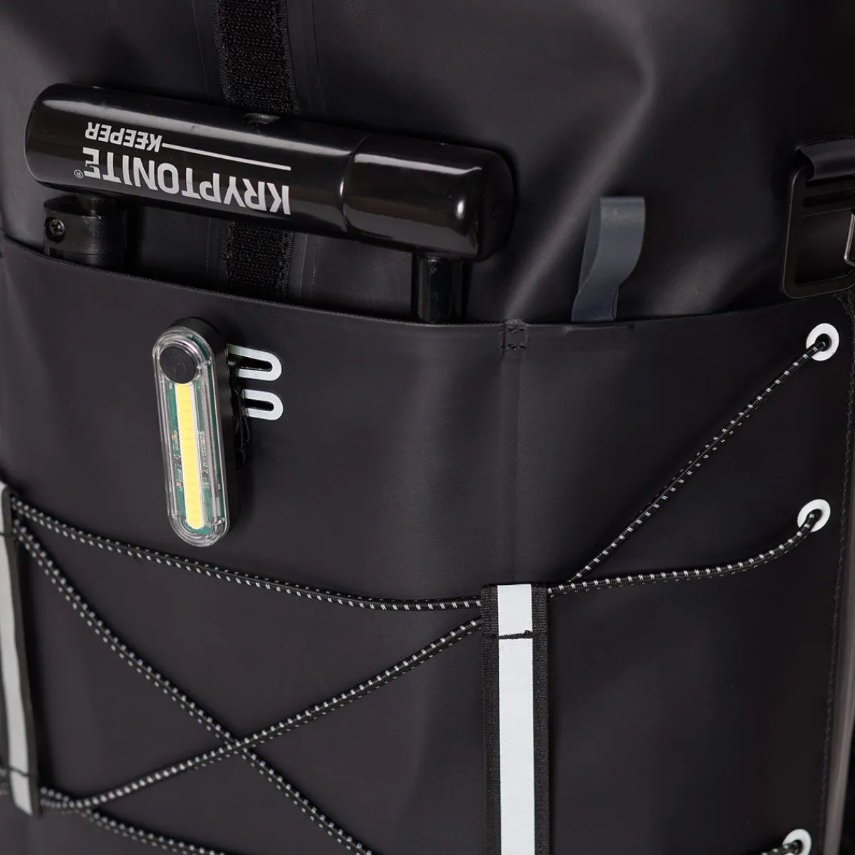 Commute Series | Hajo Medium | Ucon Acrobatics Hajo Medium Backpack Black