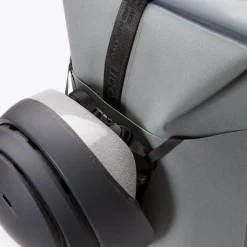 Phantom Endurance | Hajo Medium | Ucon Acrobatics Hajo Medium Backpack PigeonBlueReflective