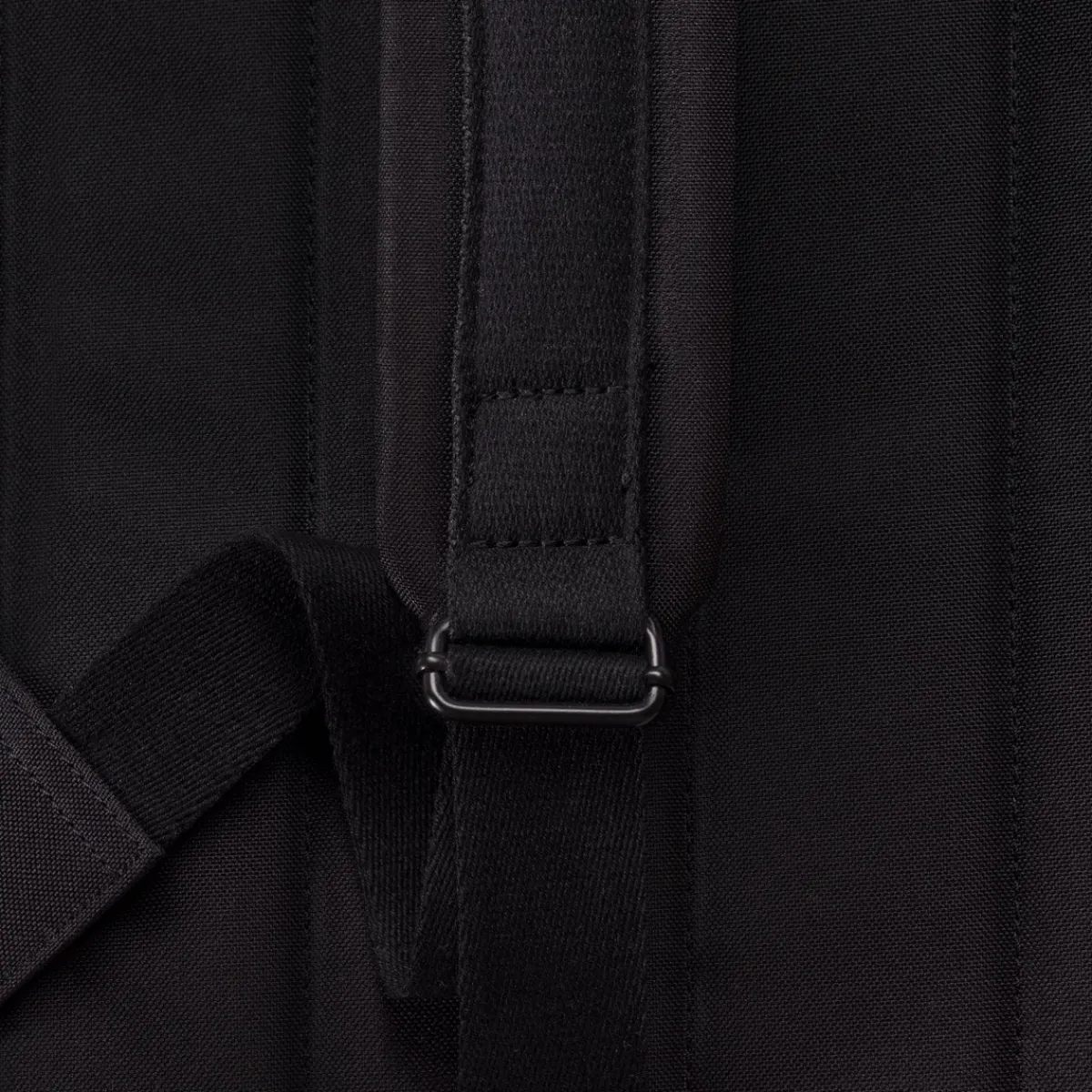 Lotus Infinity Series | Hajo Medium | Ucon Acrobatics Hajo Medium Backpack Black