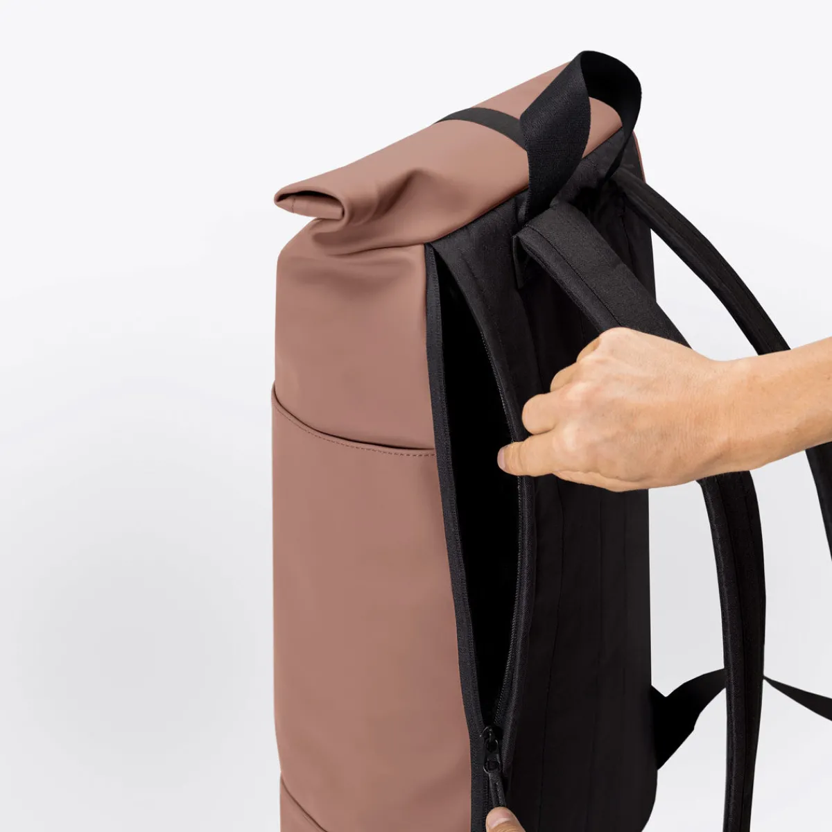 Lotus Series | Hajo Medium | Ucon Acrobatics Hajo Medium Backpack Redwood