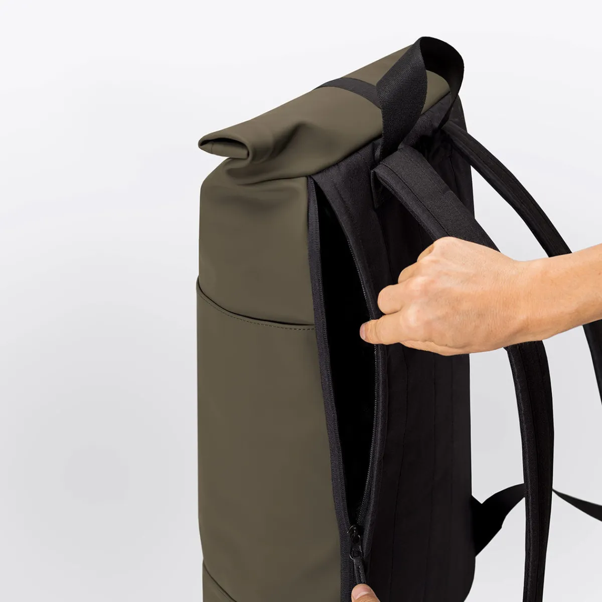 Lotus Series | Hajo Medium | Ucon Acrobatics Hajo Medium Backpack Olive