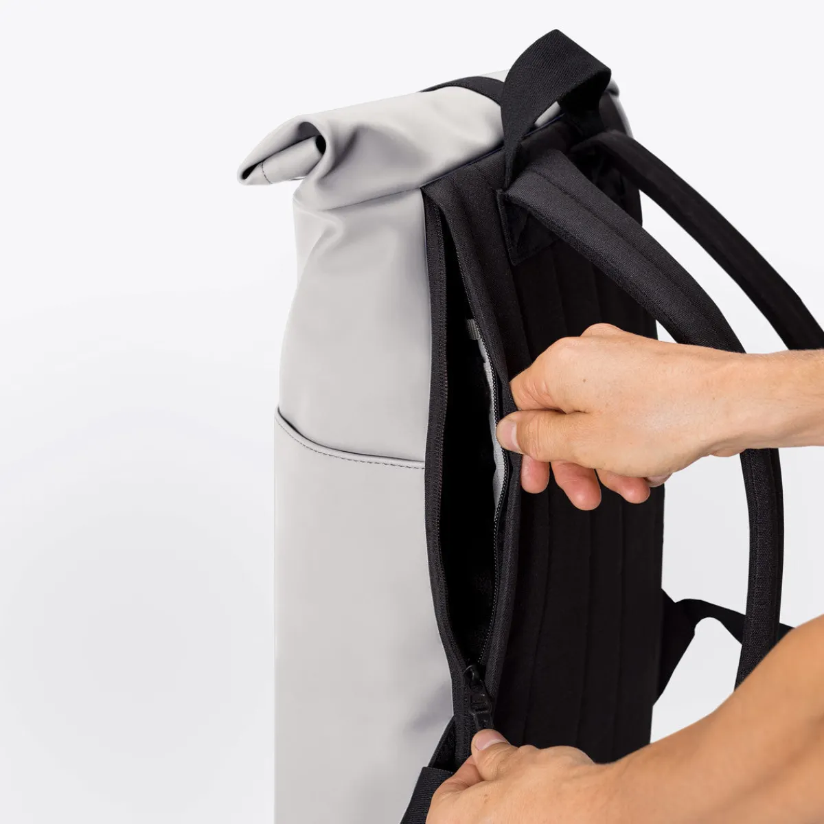 Lotus Infinity Series | Hajo Medium | Ucon Acrobatics Hajo Medium Backpack GlacierGrey
