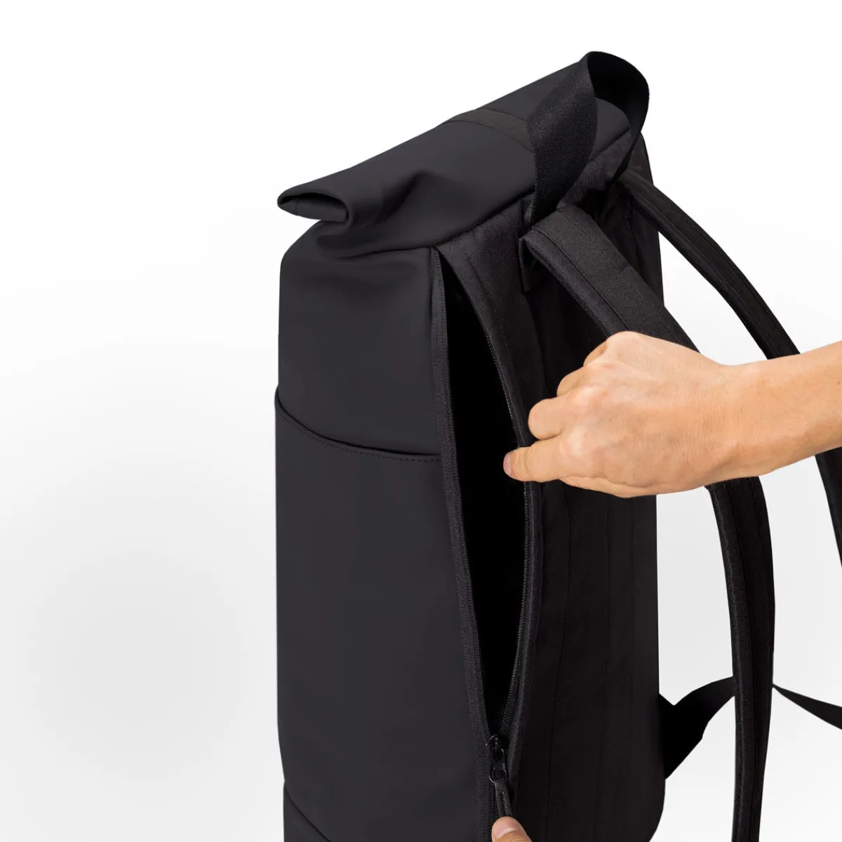 Lotus Infinity Series | Hajo Medium | Ucon Acrobatics Hajo Medium Backpack Black