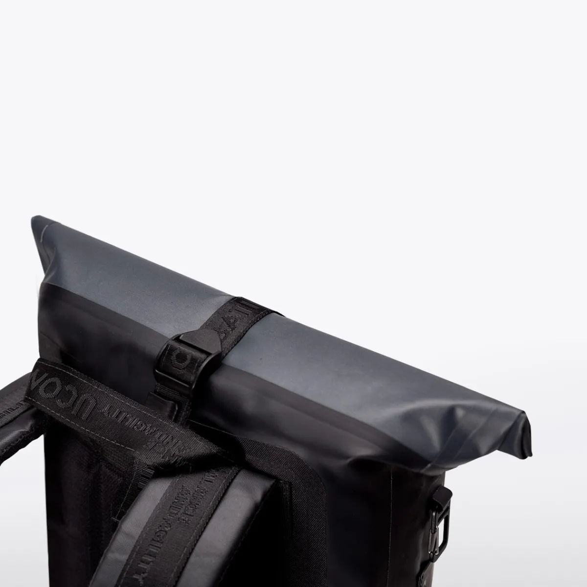 Commute Series | Hajo Medium | Ucon Acrobatics Hajo Medium Backpack Black