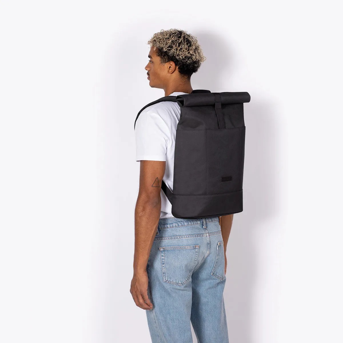 Stealth Series | Hajo Medium | Ucon Acrobatics Hajo Medium Backpack Black