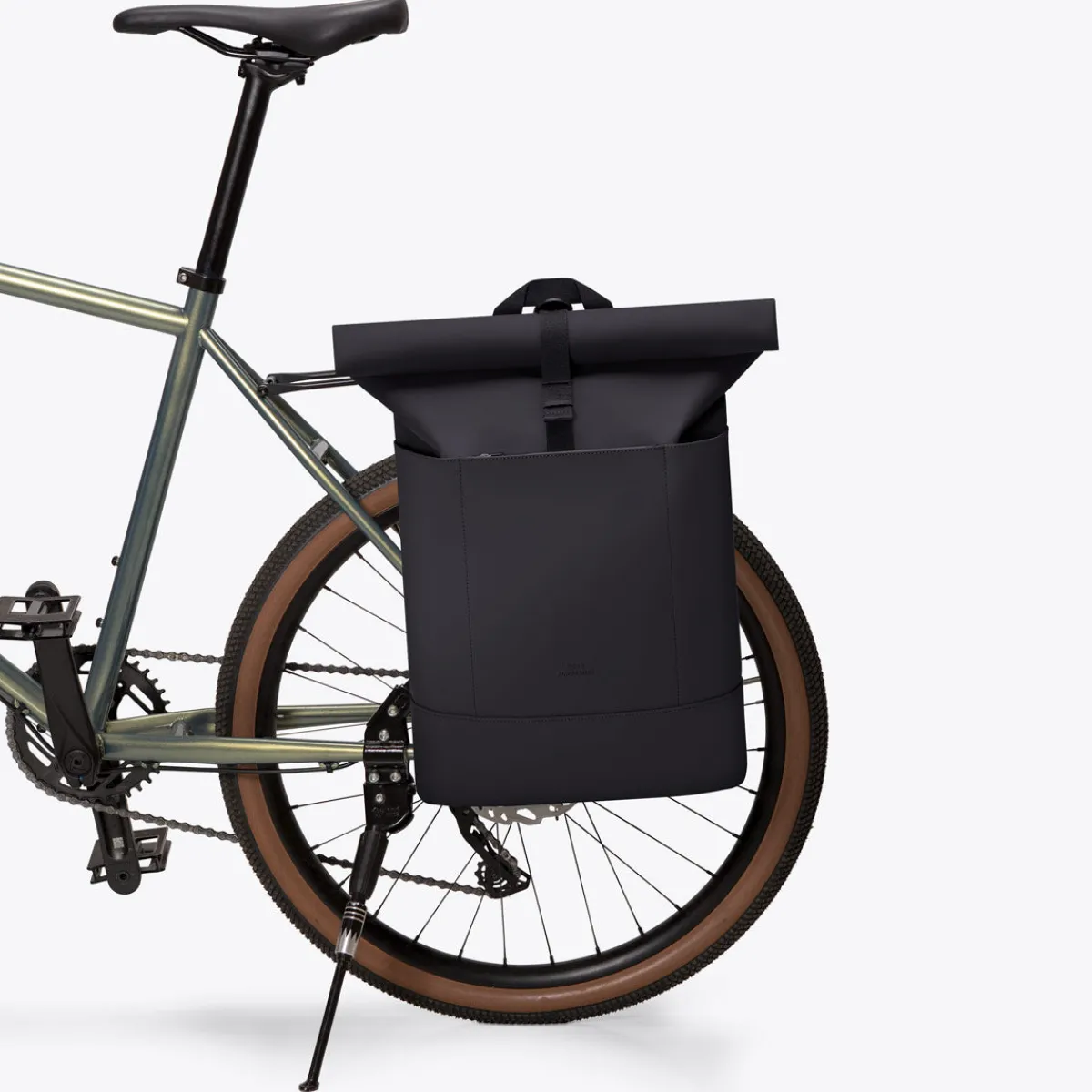 Lotus Infinity Series | Hajo Medium | Ucon Acrobatics Hajo Medium Pannier Backpack Black