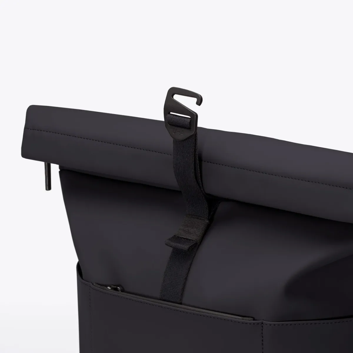 Lotus Infinity Series | Hajo Medium | Ucon Acrobatics Hajo Medium Pannier Backpack Black