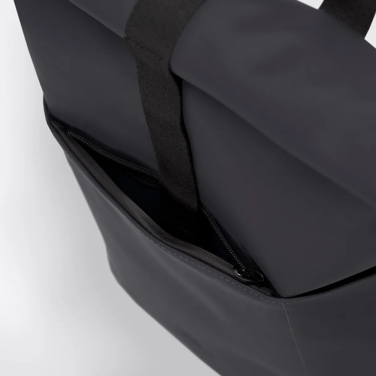 Lotus Series | Hajo Mini | Ucon Acrobatics Hajo Mini Backpack Black