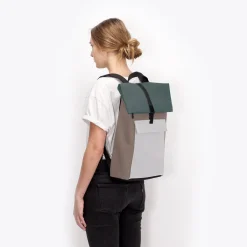 Lotus Infinity Series | Jannik Medium | Ucon Acrobatics Jannik Medium Backpack DarkSand-GlacierGrey