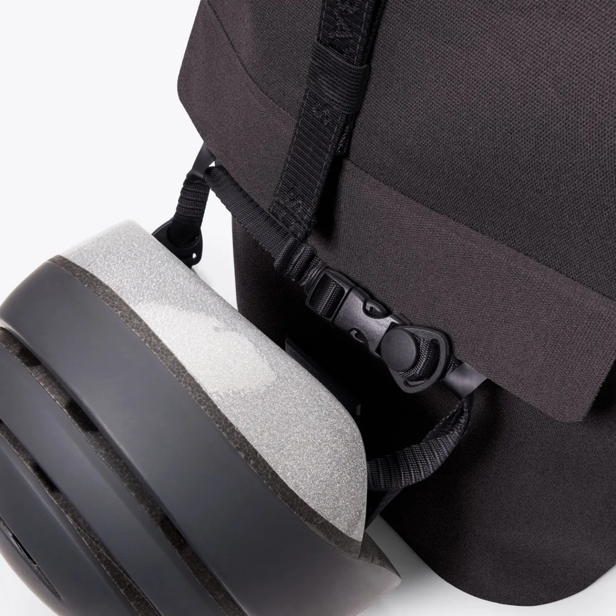 Phantom Endurance | Jannik Medium | Ucon Acrobatics Jannik Medium Backpack AsphaltReflective