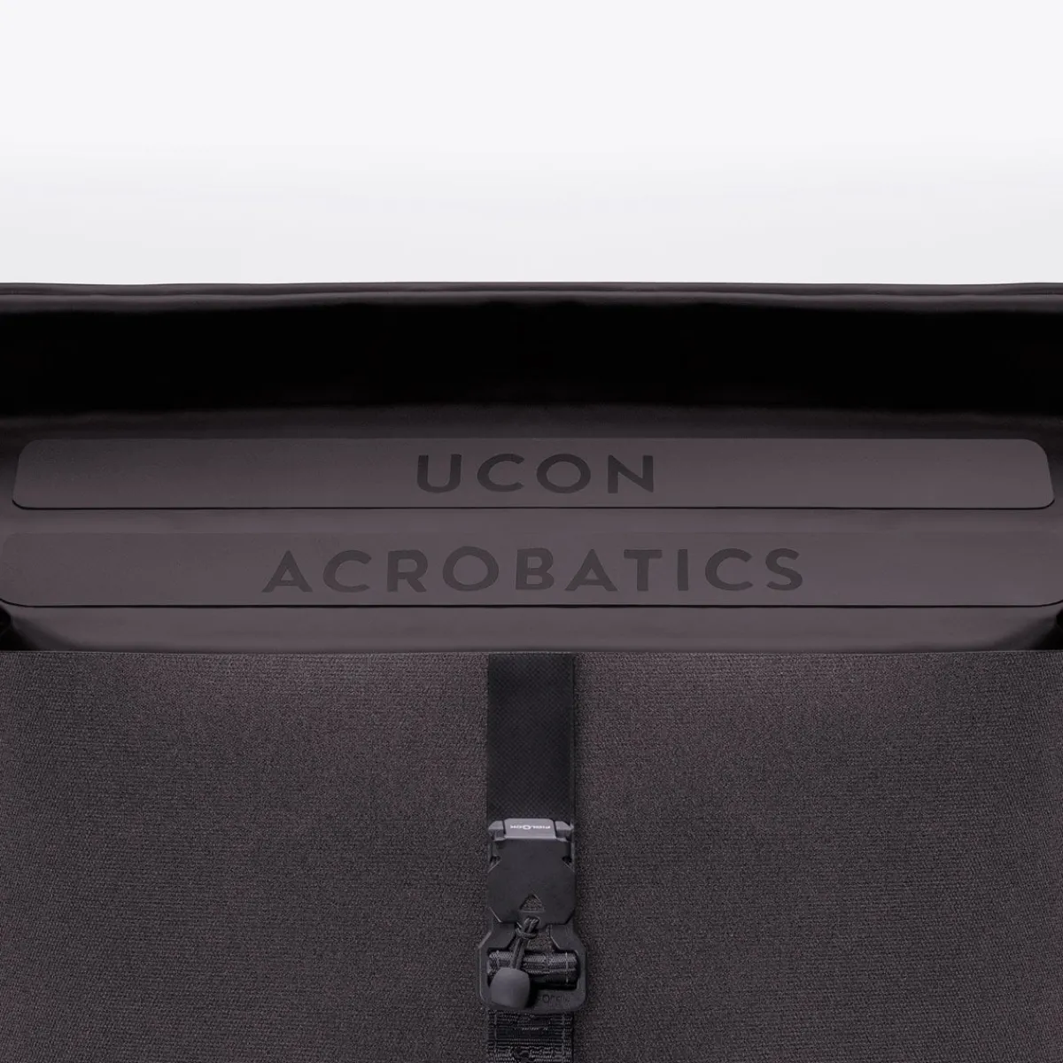 Phantom Endurance | Jannik Medium | Ucon Acrobatics Jannik Medium Backpack AsphaltReflective