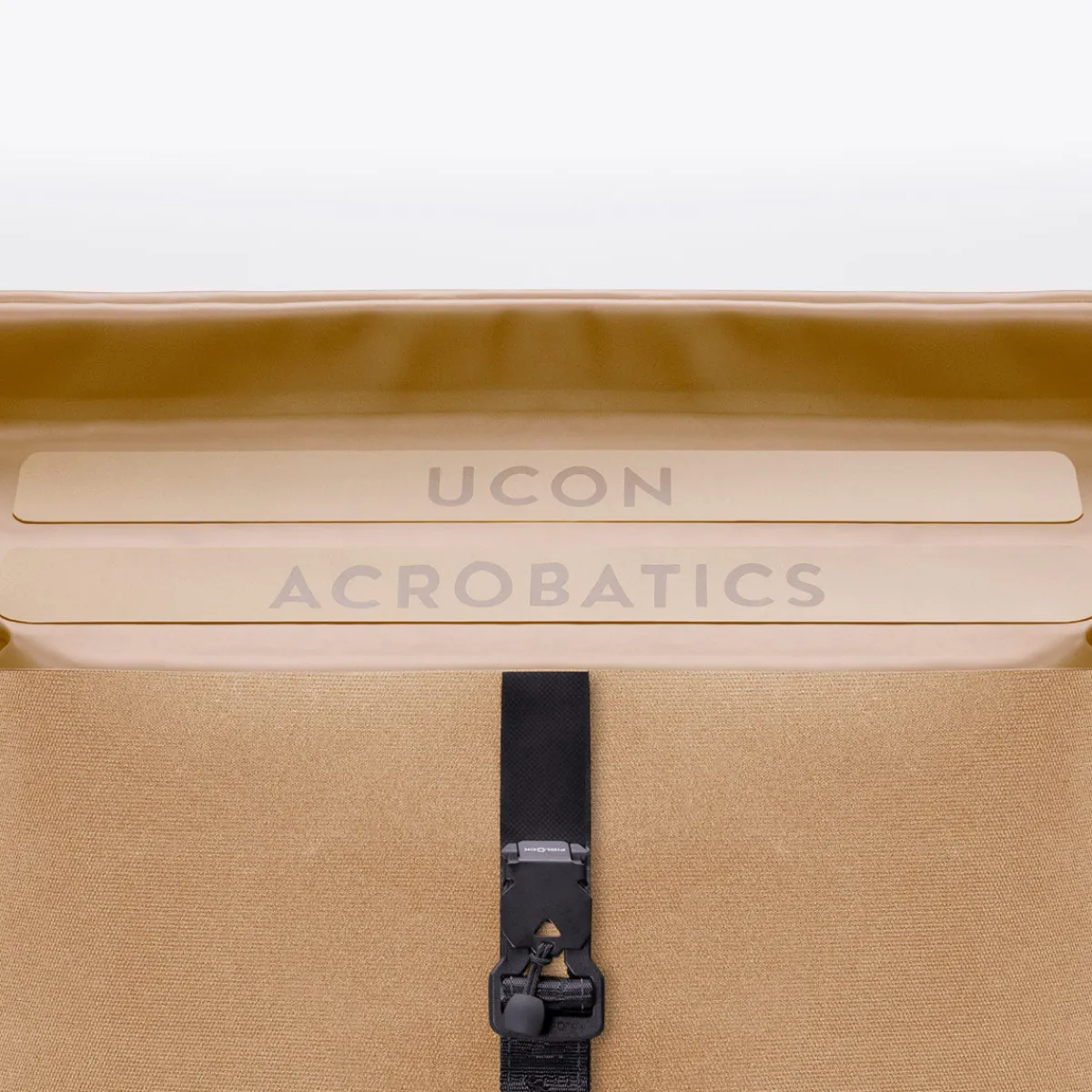 Phantom Endurance | Jannik Medium | Ucon Acrobatics Jannik Medium Backpack DarkSandReflective