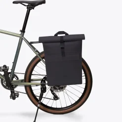 Lotus Infinity Series | Jannik Medium | Ucon Acrobatics Jannik Medium Pannier Backpack Black