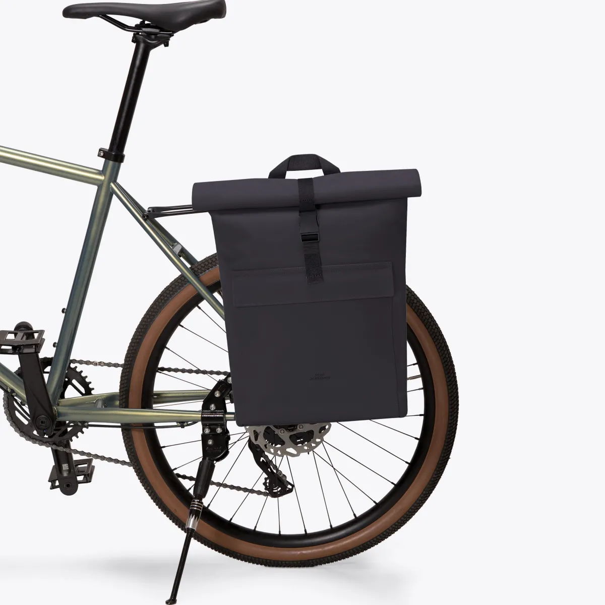 Lotus Infinity Series | Jannik Medium | Ucon Acrobatics Jannik Medium Pannier Backpack Black
