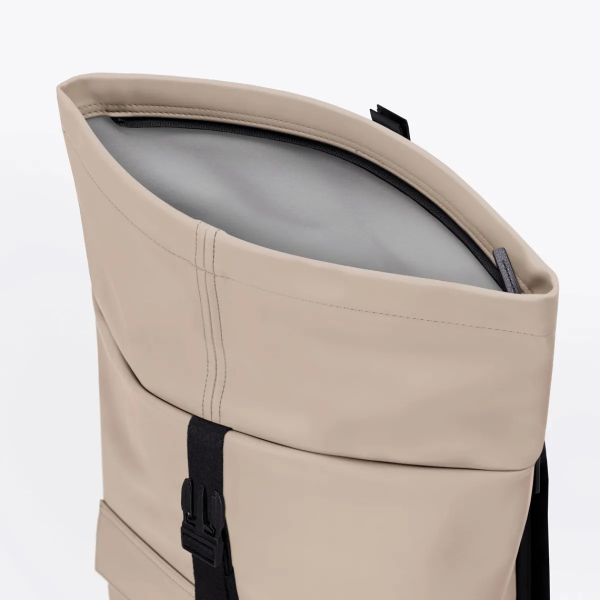 Lotus Infinity Series | Jannik Mini | Ucon Acrobatics Jannik Mini Backpack Sand