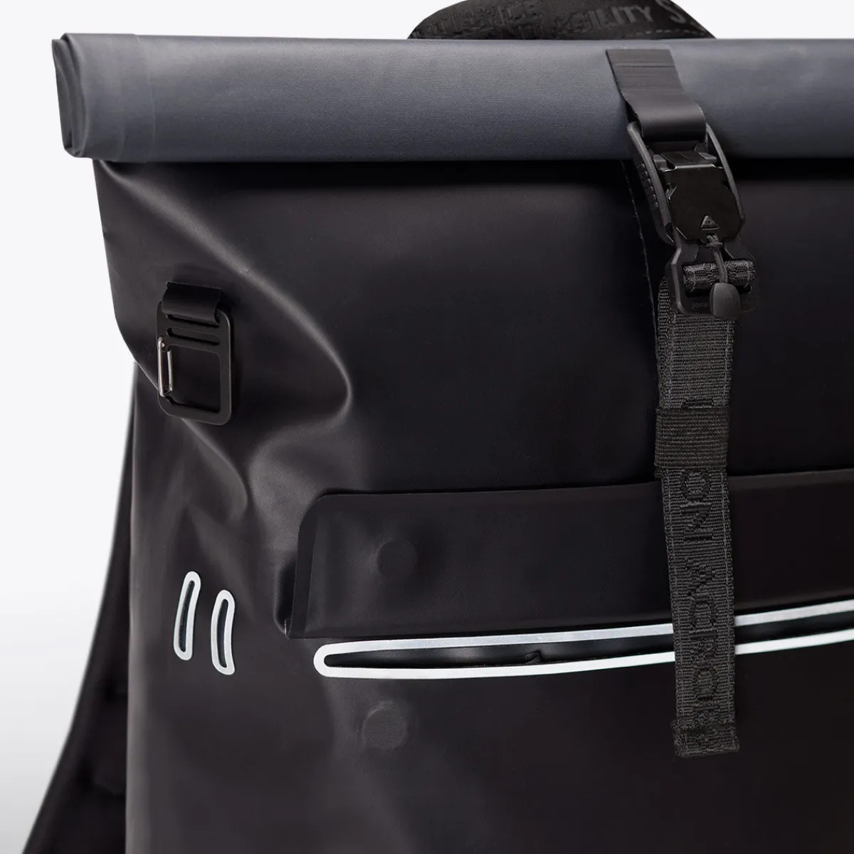 Commute Series | Rucksäcke | Ucon Acrobatics Jasper Medium Backpack Black