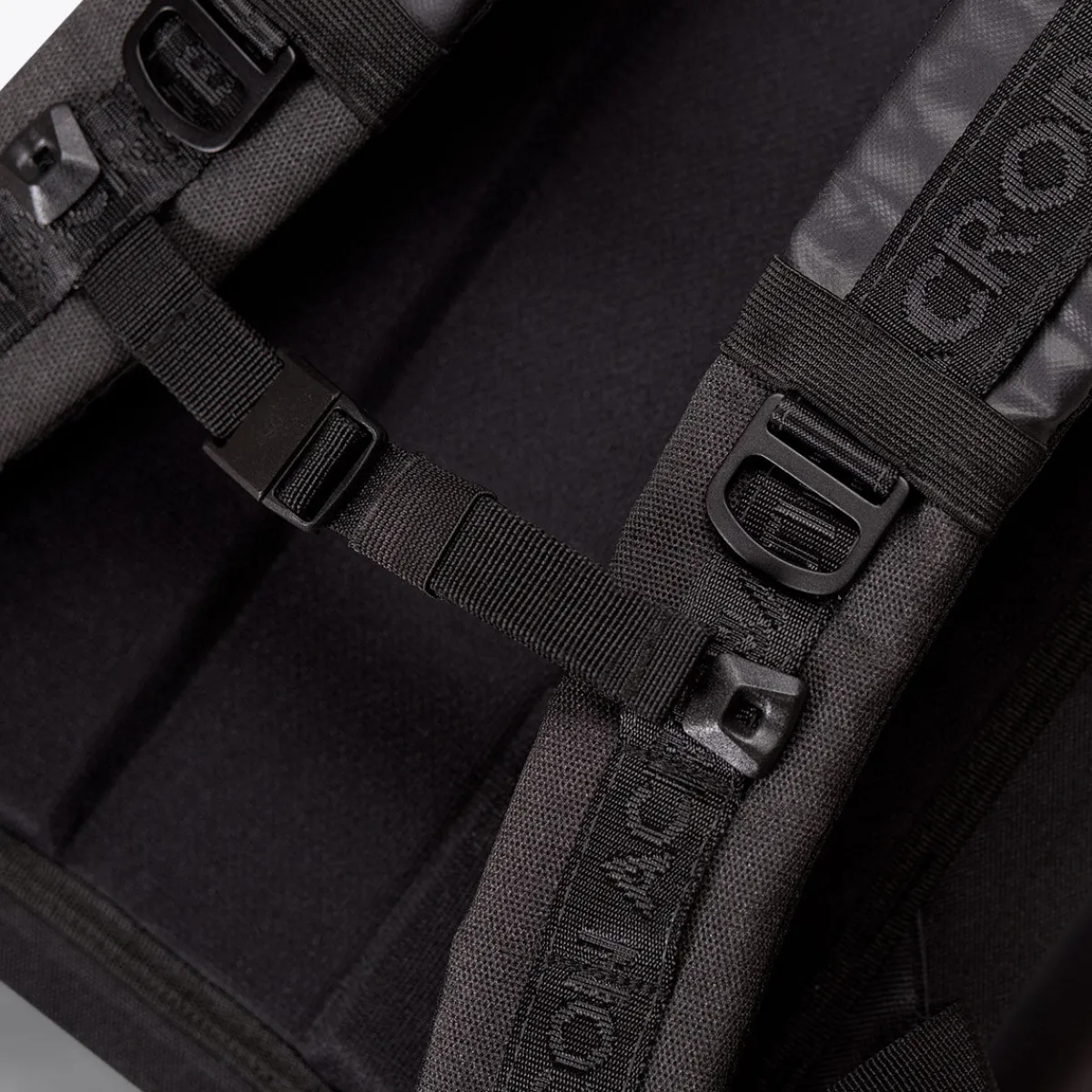 Commute Series | Rucksäcke | Ucon Acrobatics Jasper Medium Backpack Black