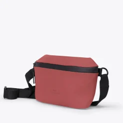 Lotus Series | Jona Medium | Ucon Acrobatics Jona Medium Bag Hibiscus