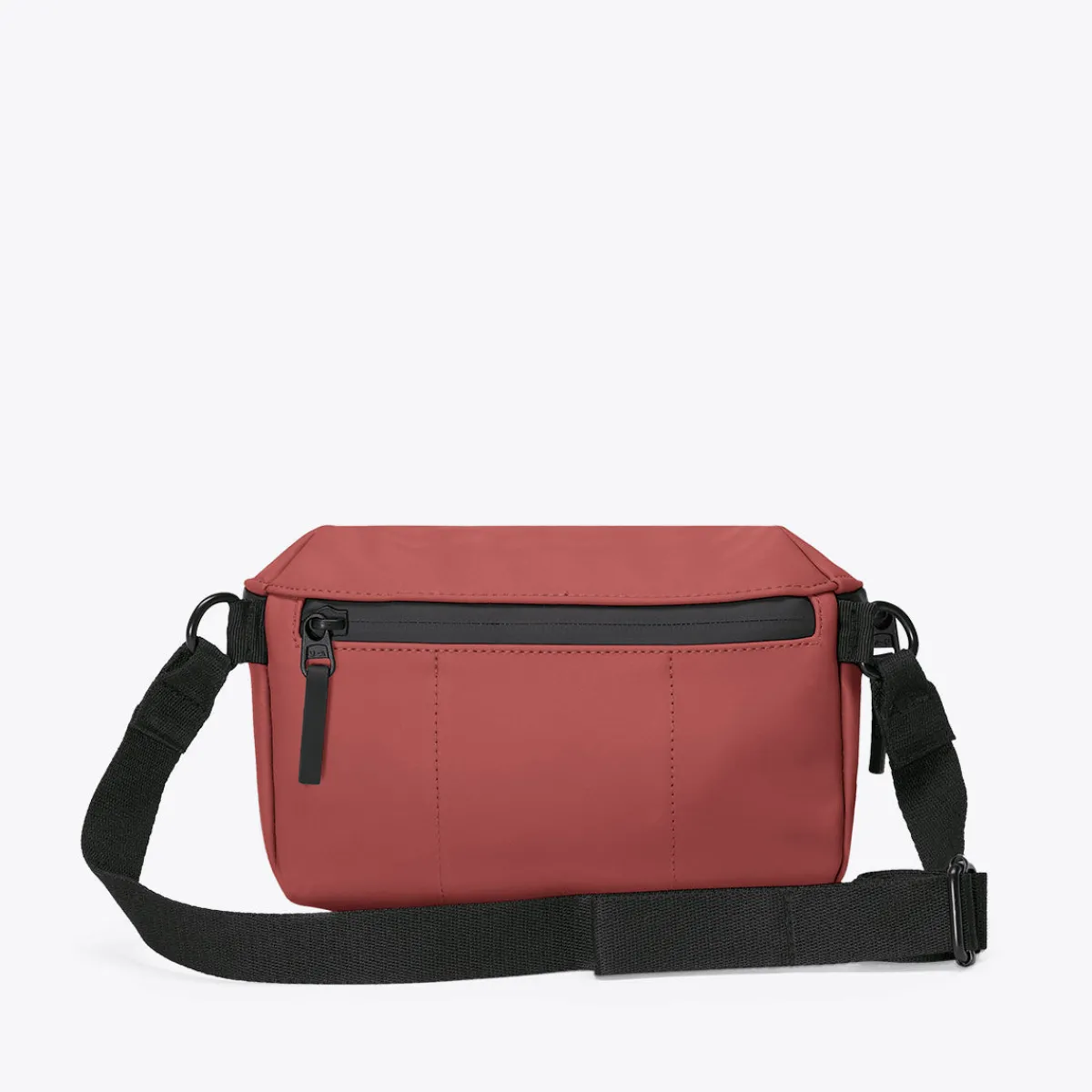 Lotus Series | Jona Medium | Ucon Acrobatics Jona Medium Bag Hibiscus