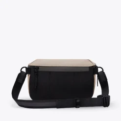 Aloe Series | Jona Medium | Ucon Acrobatics Jona Medium Bag Sand