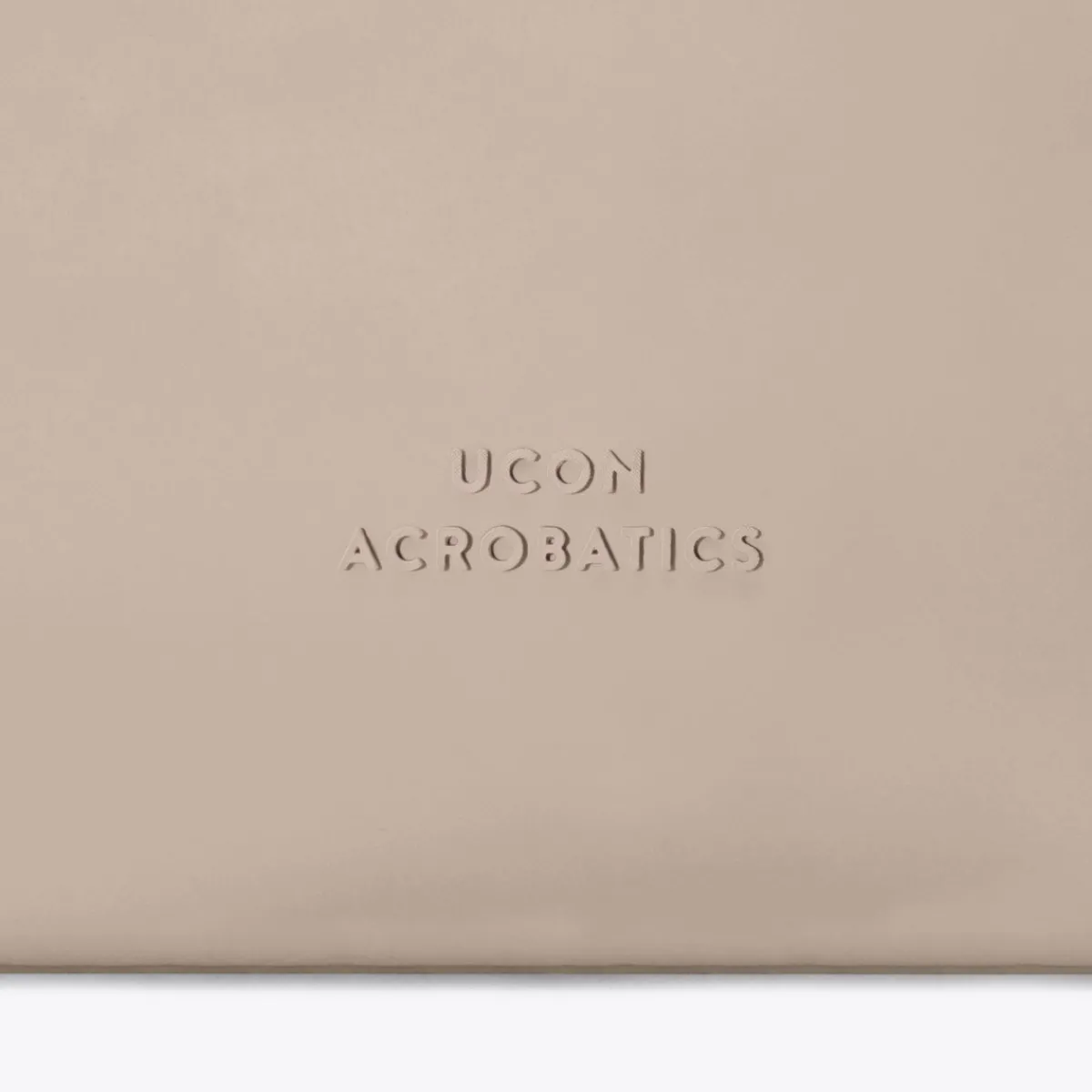 Lotus Infinity Series | Jona Medium | Ucon Acrobatics Jona Medium Bag Sand