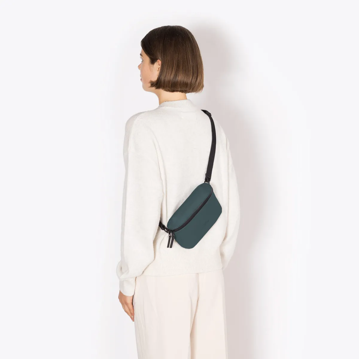 Lotus Infinity Series | Jona Medium | Ucon Acrobatics Jona Medium Bag Forest