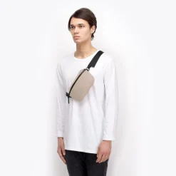 Lotus Infinity Series | Jona Medium | Ucon Acrobatics Jona Medium Bag Sand