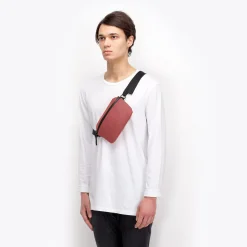 Lotus Series | Jona Medium | Ucon Acrobatics Jona Medium Bag Hibiscus