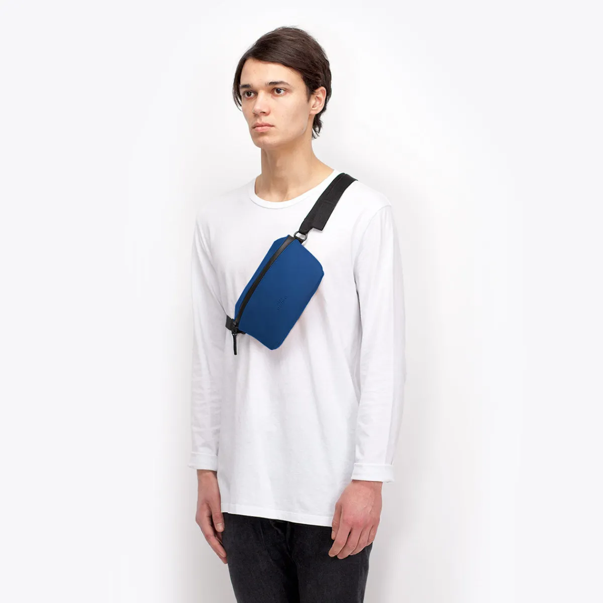 Lotus Series | Jona Medium | Ucon Acrobatics Jona Medium Bag RoyalBlue