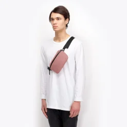 Lotus Series | Jona Medium | Ucon Acrobatics Jona Medium Bag DarkRose