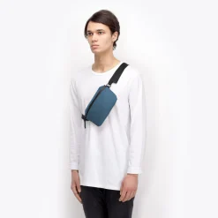 Lotus Infinity Series | Jona Medium | Ucon Acrobatics Jona Medium Bag Petrol