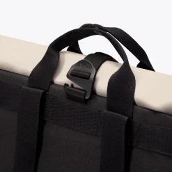 Lotus Infinity Series | Umhängetaschen | Ucon Acrobatics Malte Medium Backpack LightSand