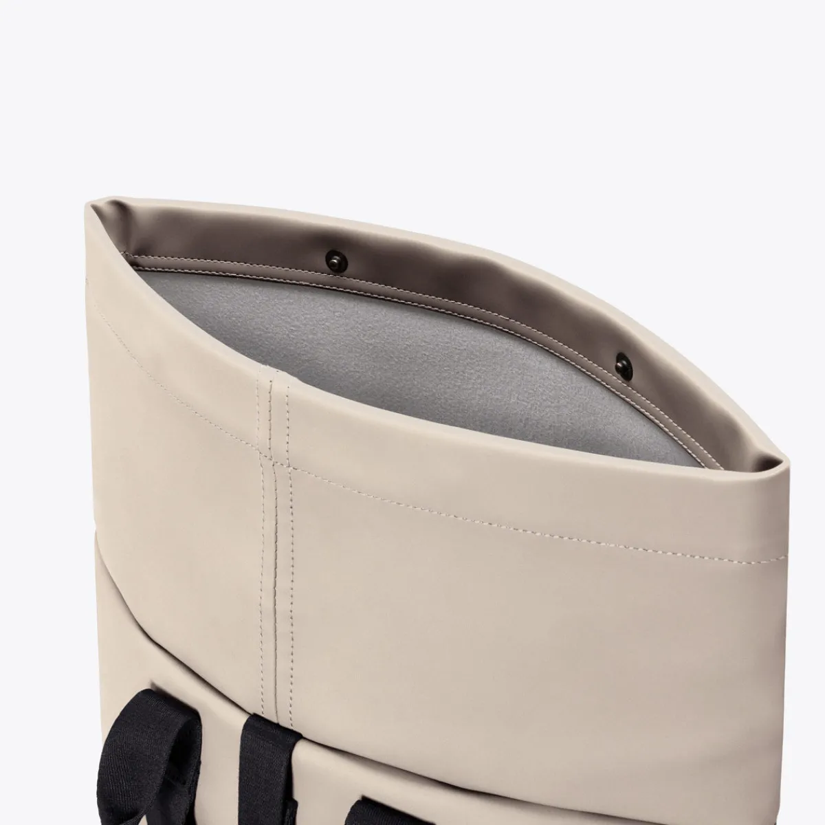Lotus Infinity Series | Umhängetaschen | Ucon Acrobatics Malte Medium Backpack LightSand