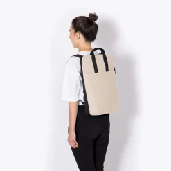 Lotus Infinity Series | Umhängetaschen | Ucon Acrobatics Masao Medium Backpack Sand