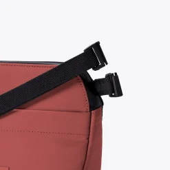 Aloe Series | Umhängetaschen | Ucon Acrobatics Melvin Medium Bag Hibiscus