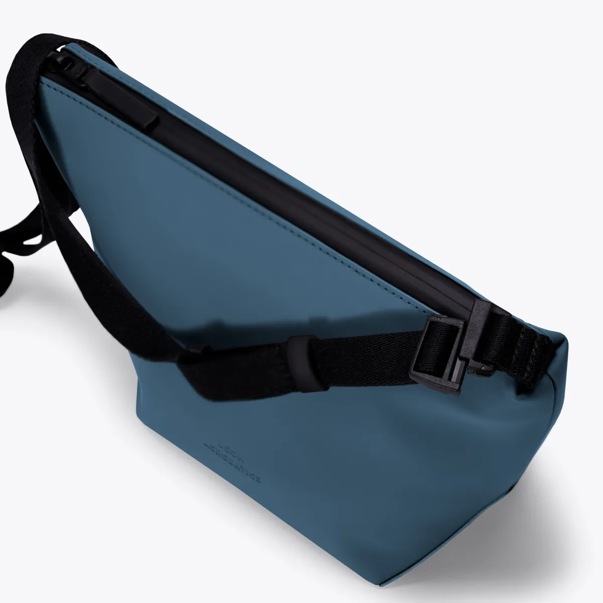 Lotus Series | Umhängetaschen | Ucon Acrobatics Nola Bag Petrol