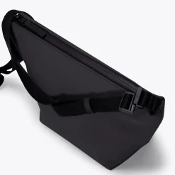Lotus Series | Umhängetaschen | Ucon Acrobatics Nola Bag Black