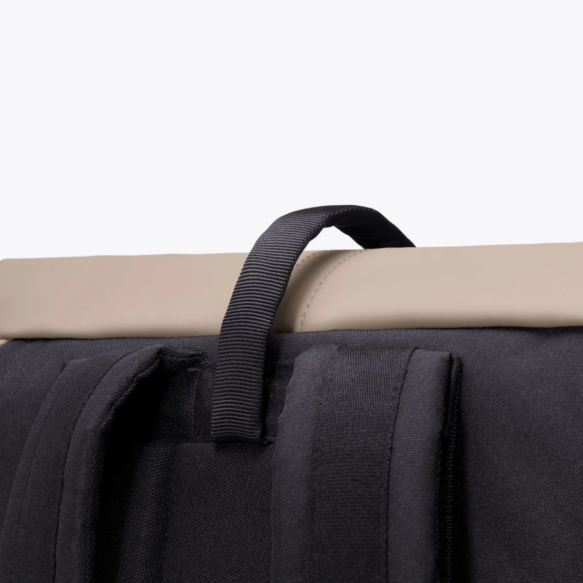 Lotus Infinity Series | Reisetasche | Ucon Acrobatics Yuto Medium Backpack Sand